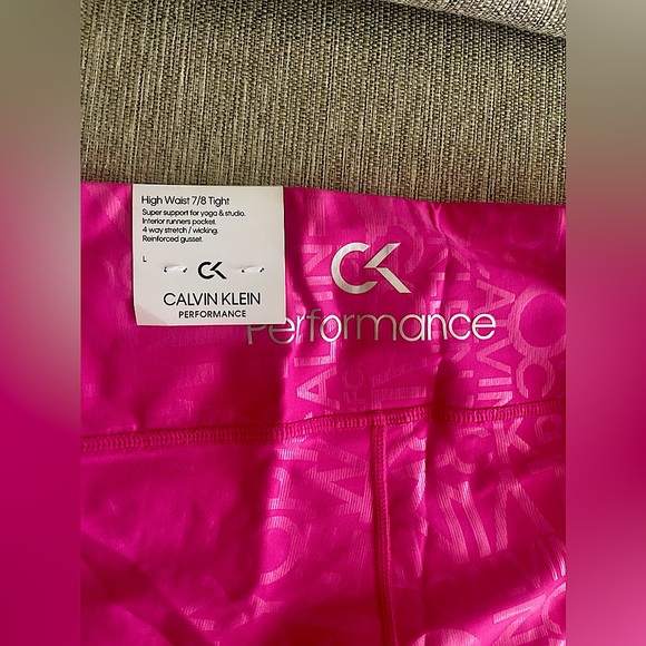 Calvin Klein Metallic Logo Print High Waist 7/8 Length Legging, Line Berry/L - Picture 4 of 6